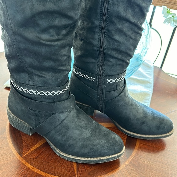 Rampage size 8.5 black ladies boots - Picture 2 of 10